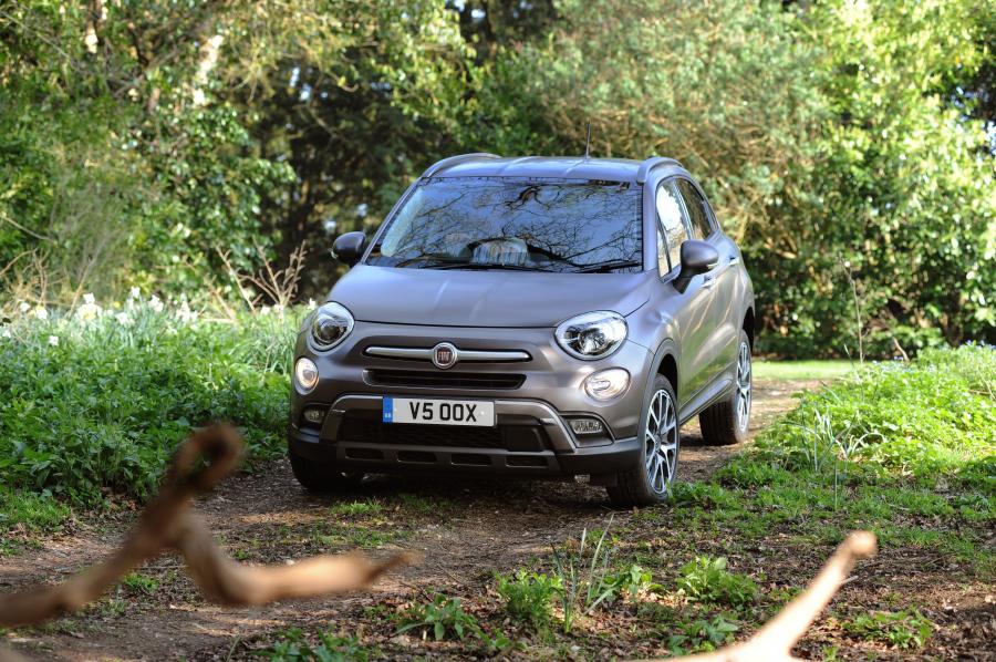  Fiat 500X Cross 2015 года  (UK) (фото 4 из 30)